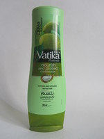 Кондиционер для волос Питание и защита с оливковым маслом Dabur Vatika 200 мл