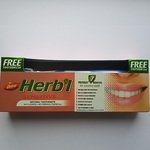 Зубная паста для чувствительных зубов со щеткой Sensitive Dabur Herb'l 150г