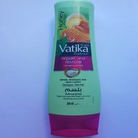 Кондиционер Восстанавливающий Яйцо и Мед 200мл DABUR Vatika