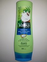 Кондиционер для волос Объем и густота с маслом Кокоса Dabur Vatika 200 мл